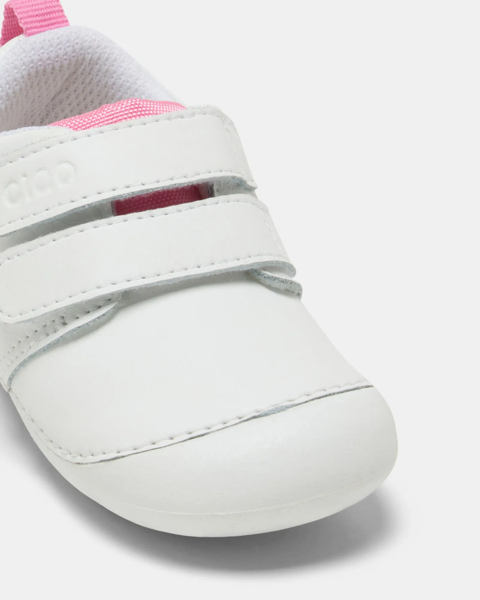 Busy White/Pink