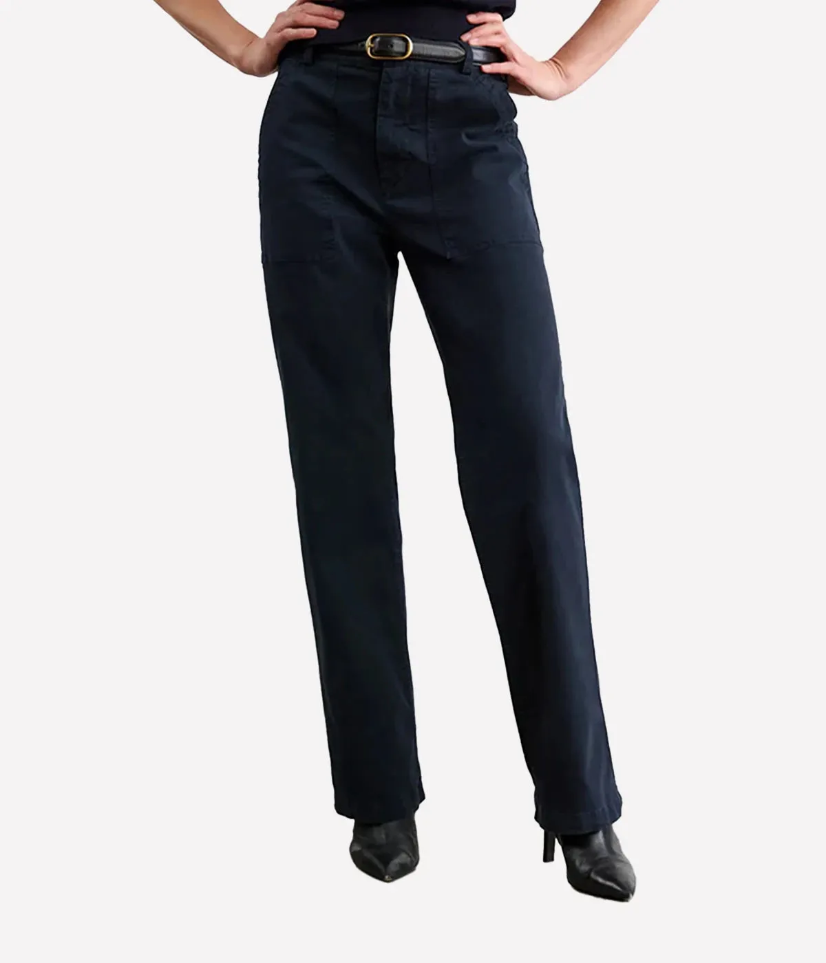 Gaby Pant in Midnight