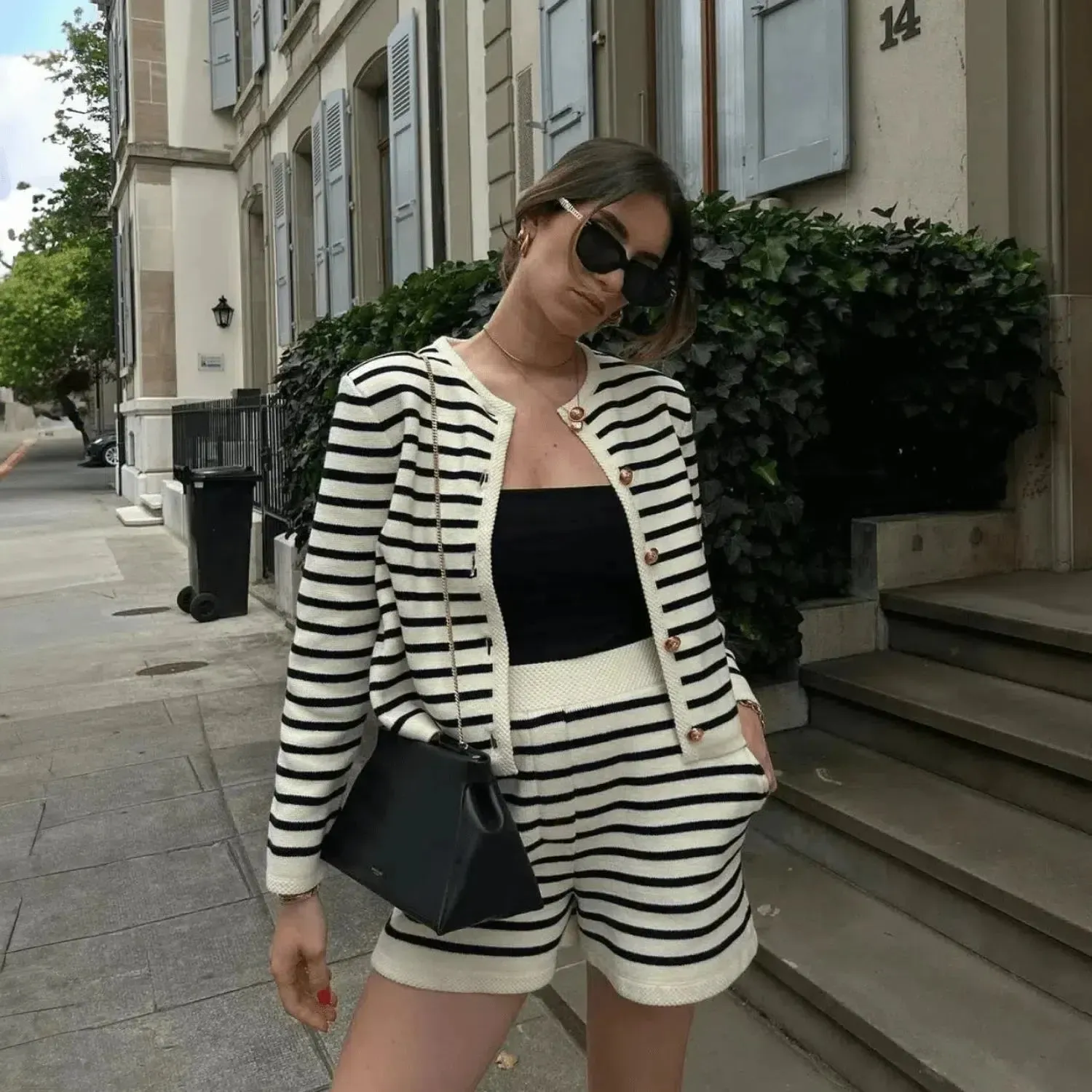 Milanese Vogue Set – Black stripes – High-waisted shorts