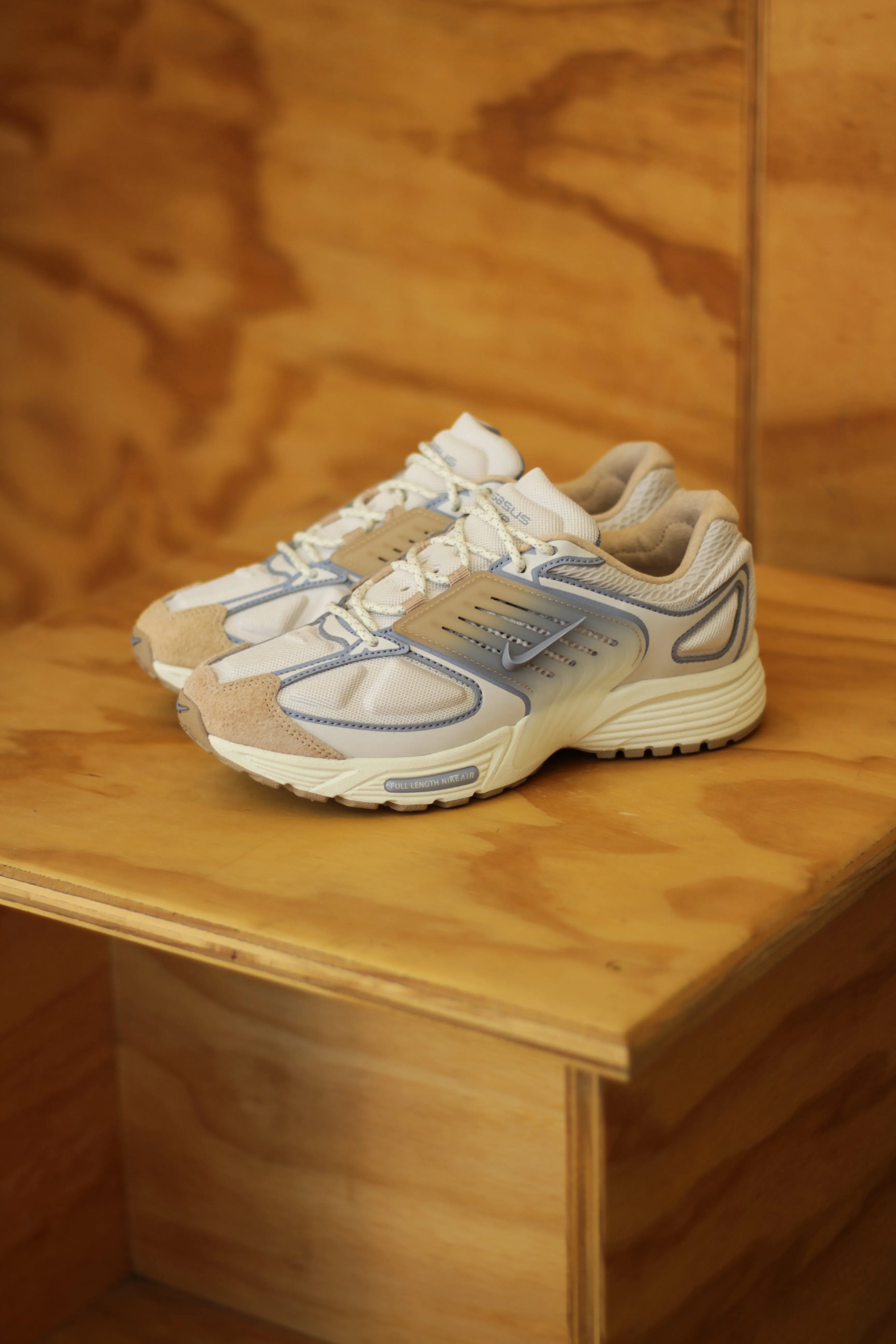 NIKE AIR PEGASUS WAVE "LT OREWOOD BRN/ASHEN SLATE-PHANTOM-HEMP"