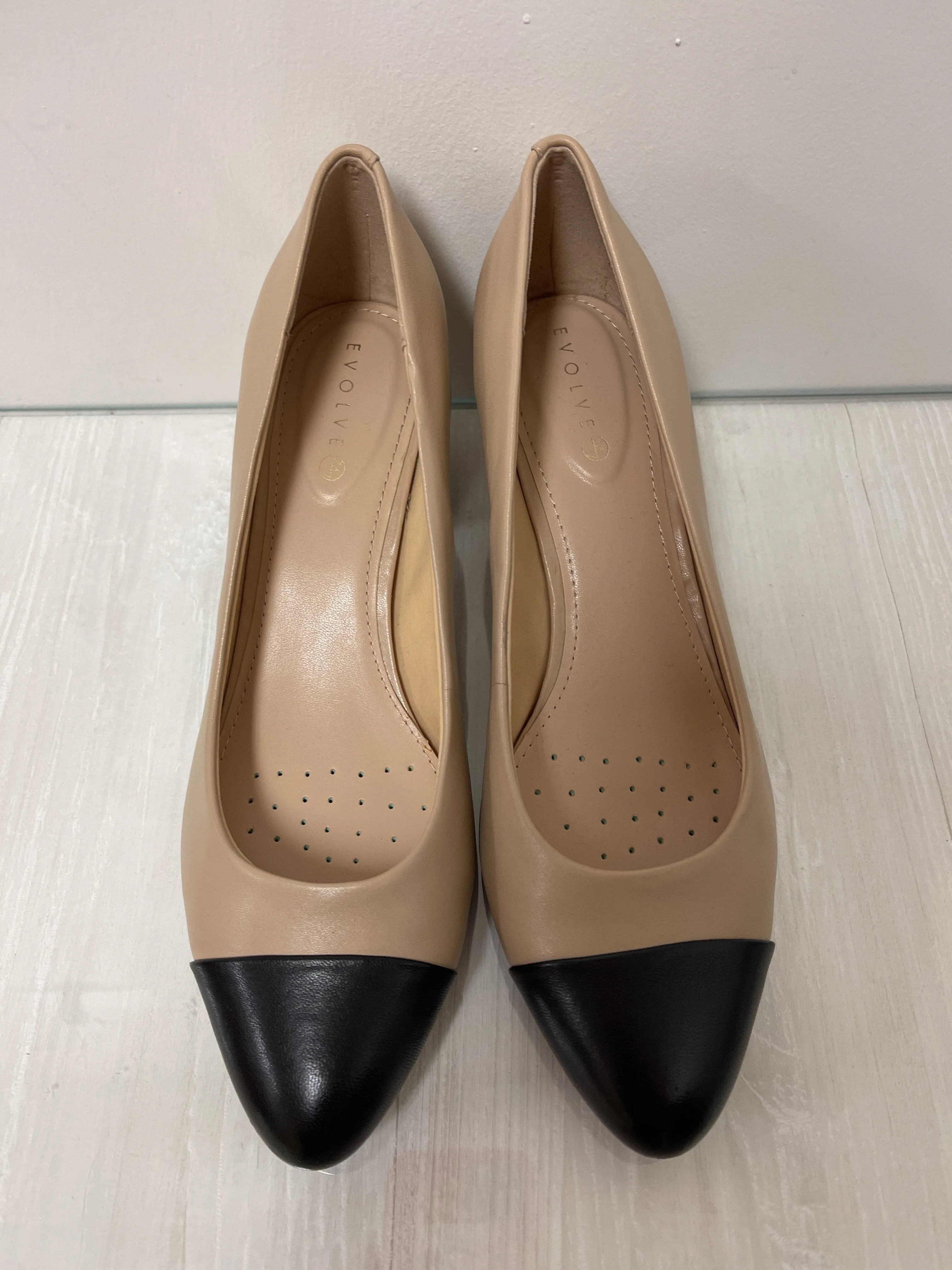 Shoes Heels Block By Clothes Mentor  Size: 9.5