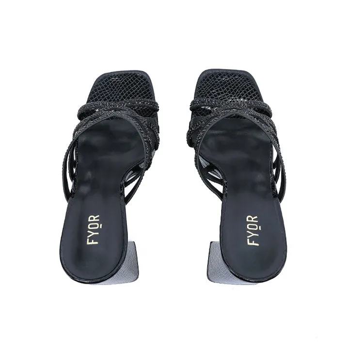 Subtle yet Stylish Mule BB-63