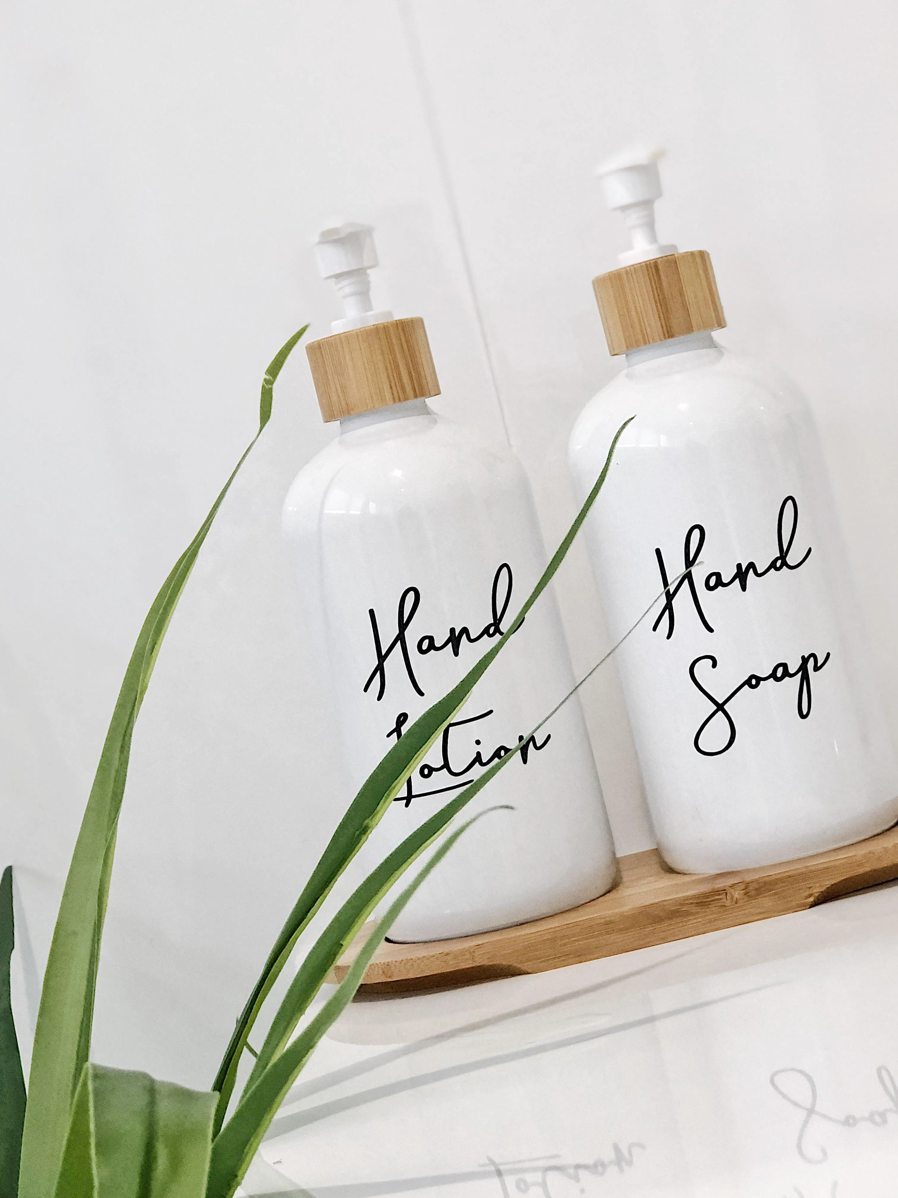 White Glass Pump Bottles with Bamboo Tray - 500ml